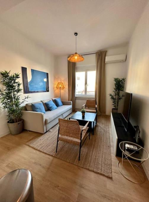 Nuevo Apt De Diseno Para 7Pax En Centro/La Latina マドリード エクステリア 写真